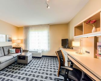 TownePlace Suites by Marriott Ann Arbor - Ann Arbor - Soggiorno