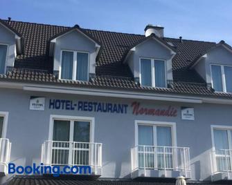Hotel-Restaurant Normandie - Mühlenbecker Land - Building