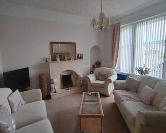 Kilkerran Guest House - Ayr - Pokój dzienny