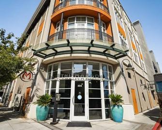 Entire Quiet Santana Row Luxe Queen Bed Loft! Yours To Call Home! - San Jose - Bangunan