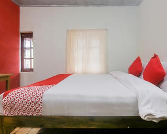 Hotel O Bell's Bigxa Homestay - Cherrapunji - Bedroom