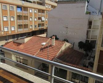 Apartment Ideally Located Between The Sea And The City Center - Torrevieja - Balkon