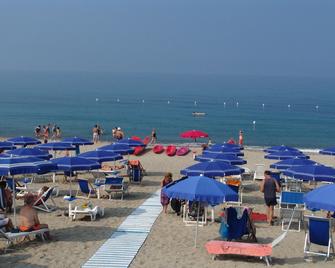 Villaggio Turistico Elea - Ascea - Beach