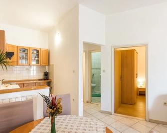 Mare - Close to the sea - A3 - Biograd na Moru
