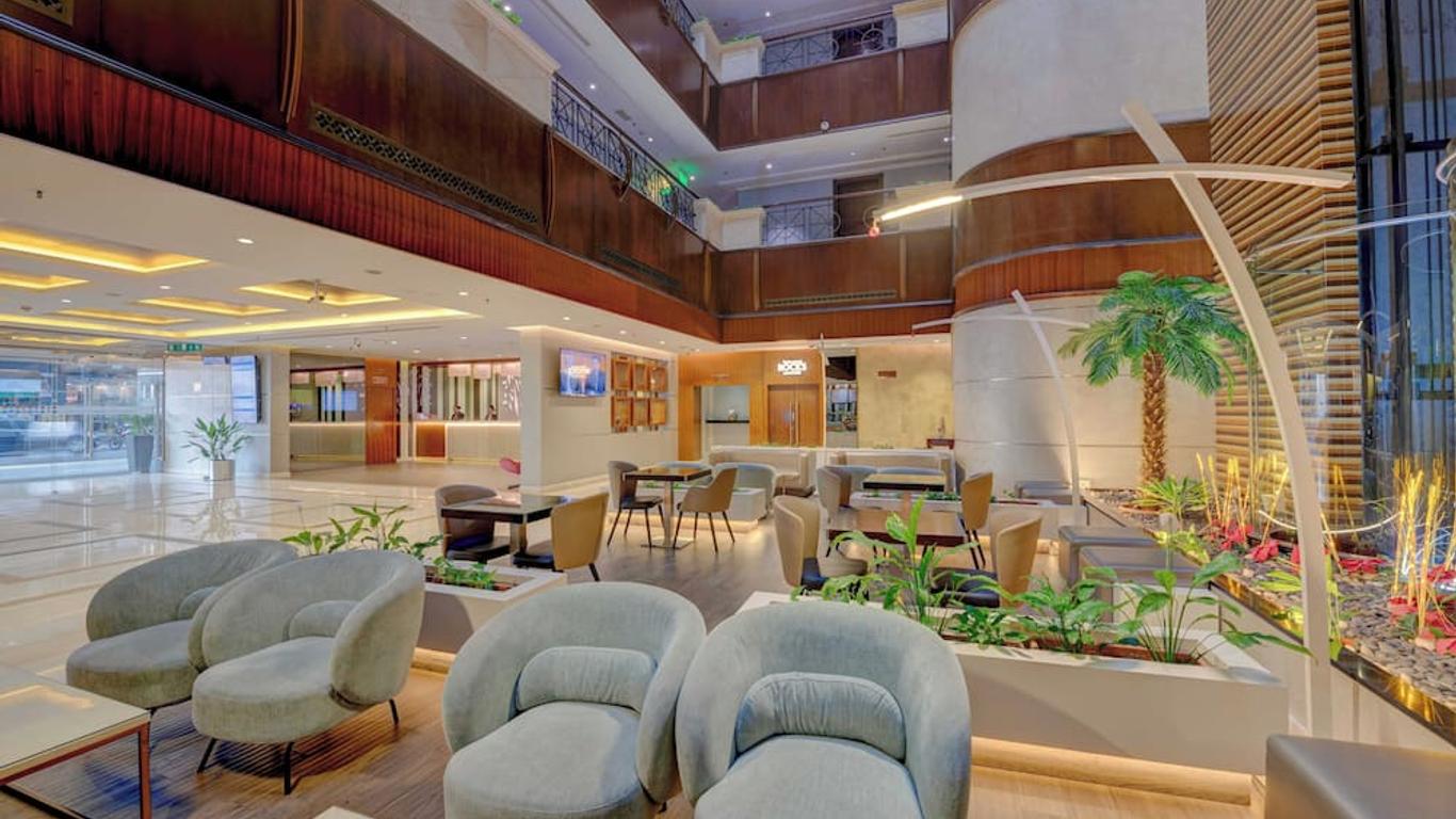 Howard Johnson Plaza by Wyndham Dubai Deira