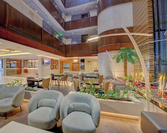 Howard Johnson Plaza by Wyndham Dubai Deira - Dubai - Resepsjon
