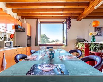 Large 75m2 apartment with quiet view 25km from Lyon - Chasse-sur-Rhône - Dining room