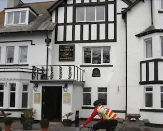 Clarkes Hotel Barrow in Furness - Barrow-in-Furness - Будівля
