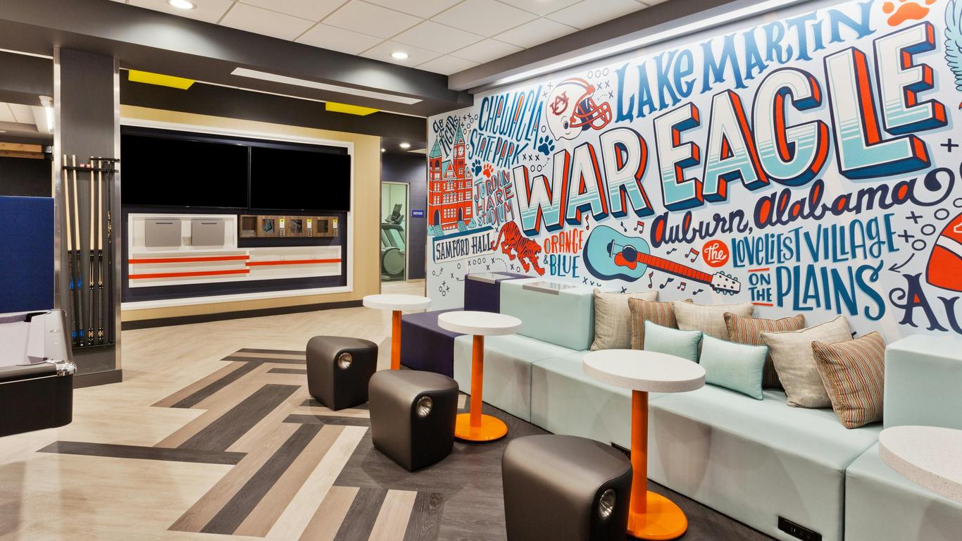 Tru by Hilton Auburn