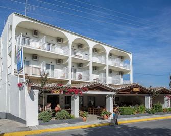 Popi Star - Gouvia - Edificio
