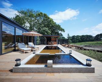 Soneka - Kitahiroshima - Piscina