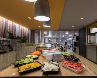 Hotel Villaggio Nevada - Folgaria - Buffet