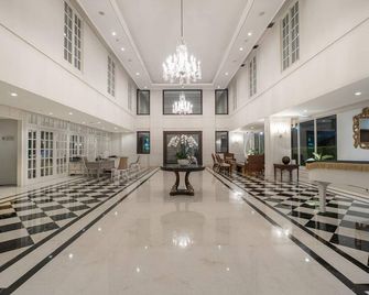 Nims Hotel Seminyak - Kuta - Lobby