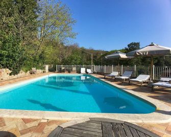 Holiday Home in Sassetta Near Beaches - Sassetta - Pool