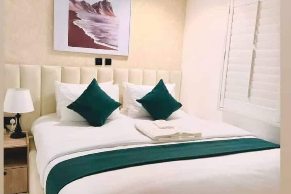 Tranquil Oasis Hotel