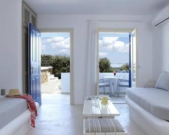 Hotel Mediterranean - Stelida - Obývací pokoj
