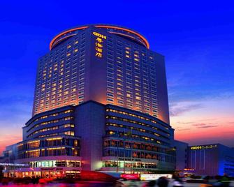 Zhengzhou Yuehai Hotel - Çengçou - Bina
