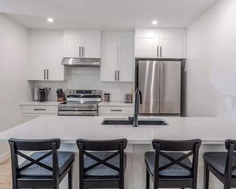 The Point Lodge - Cozy Invermere Getaway - Invermere