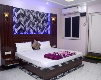 Shraddha Shivam Residency - Sītāpur Mūāfi - Bedroom