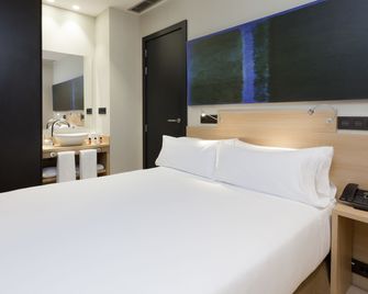 فندق أمبيت برشلونة - برشلونة - غرفة نوم