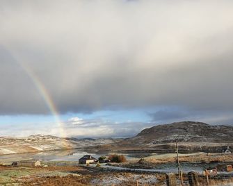 Loch Erisort House - Mangersta - Outdoors view