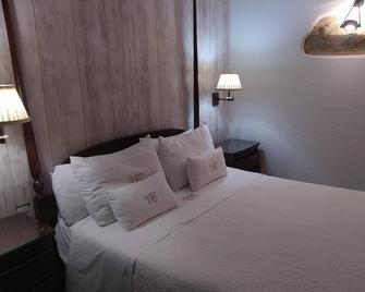 Beautiful apartment in Tossa de Mar - Tossa de Mar - Bedroom