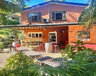 Warburton Motel - Warburton - Patio