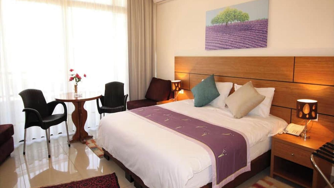 Sea Valley Suites