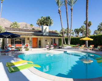 Five bedroom in United States of America, Palm Springs - Palm Springs - Piscina