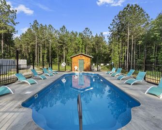 Beautiful Cabins With A Pool In A Peaceful Setting - Broken Bow - Pool