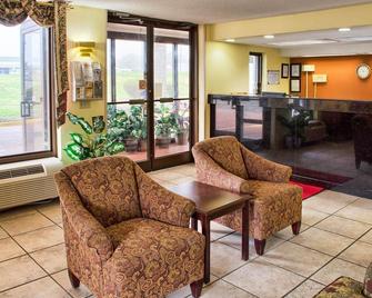Econo Lodge - Richmond - Lobby