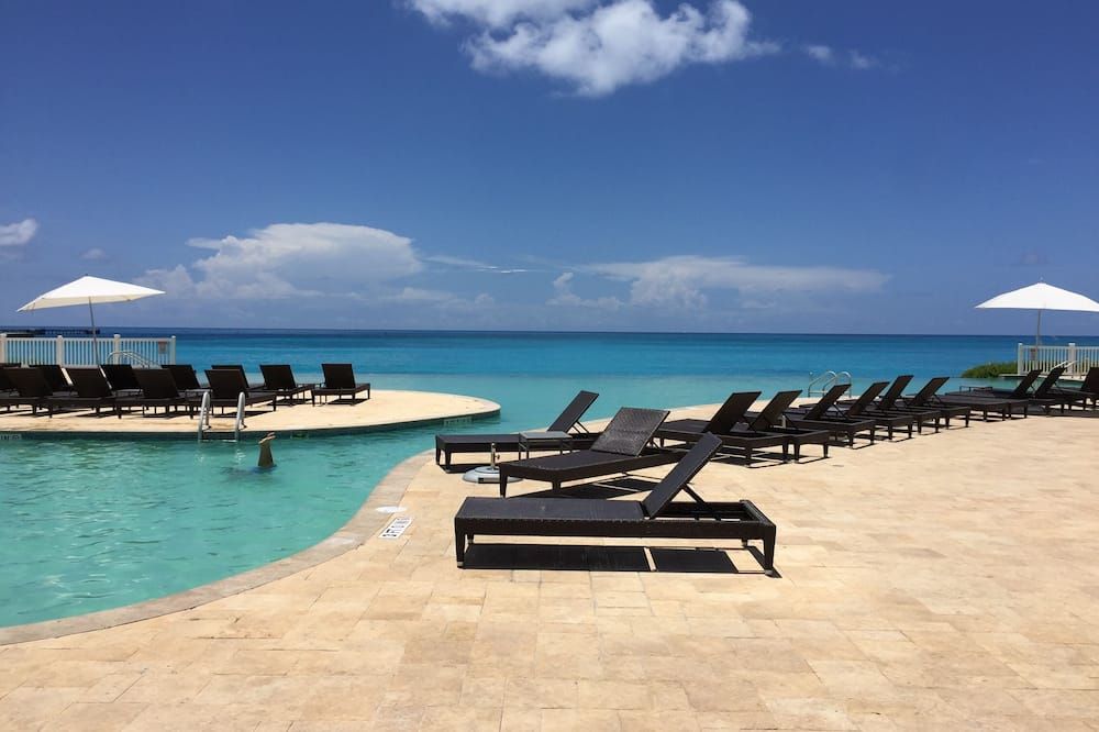 2 bed-2 baths first floor, sleeps 6 - Bailey Town - حوض السباحة