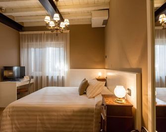 Hotel Bardolino - ברדולינו
