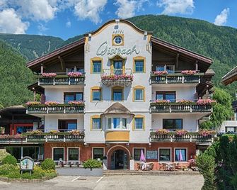Hotel Gissbach - Brunico - Bygning
