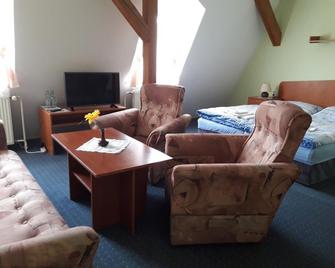 Hotel Alster - Jevíčko - Living room