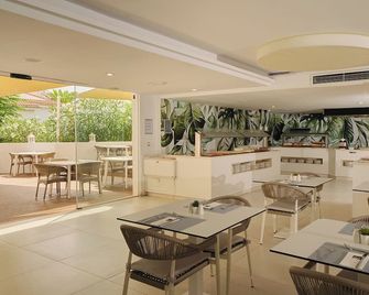 R2 Bahia Cala Ratjada - Adults Only - Cala Ratjada - Restaurant