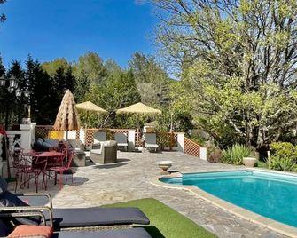 L'escale chambres d'hôtes et gîte - Draguignan