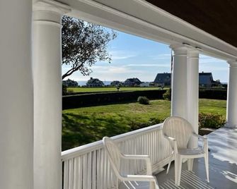 Warren's Point in Little Compton - Blissful views, Victorian house - Little Compton - Balcony