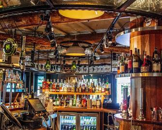 The Old Mill - Lymington - Bar