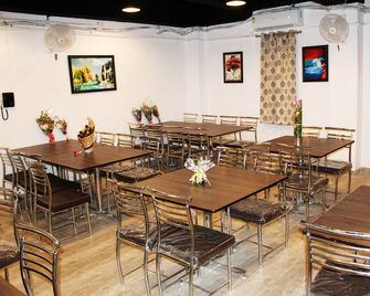 Eco Inn Hotel - Jamnagar - Restaurant