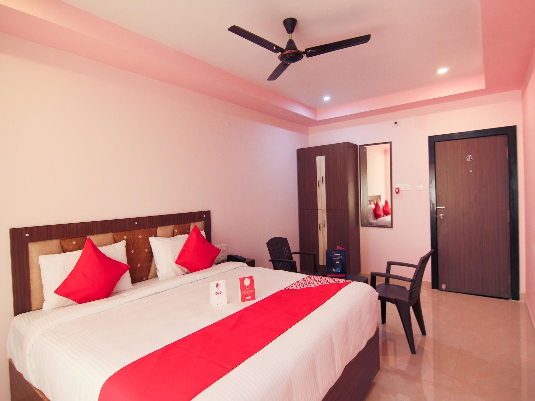 Hotel O B Square - Visakhapatnam - Camera da letto