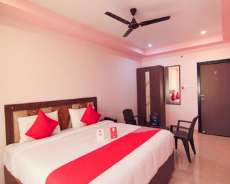 Hotel O B Square - Visakhapatnam - Camera da letto