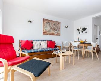 Casa Dumez by Seewest - Burgau - Sala de estar