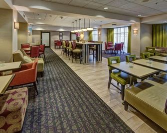 Hampton Inn Dunn - Dunn - Restaurace