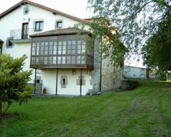 Apartamentos El Majuelo for 9 people - Gama - Edificio