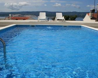 Villa Ljetni San - Omiš - Piscina
