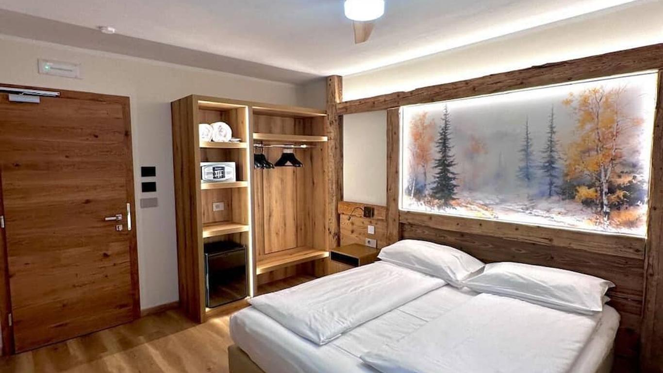 Hotel Denny