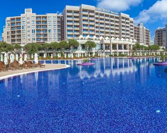 Barcelo Royal Beach - Sonnenstrand - Pool