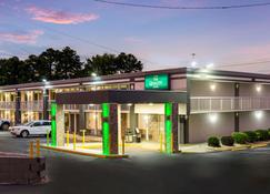 Quality Inn Concord Kannapolis - Concord - Toà nhà