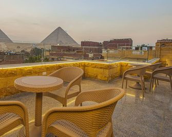 Life Pyramids Inn - Le Caire - Balcon